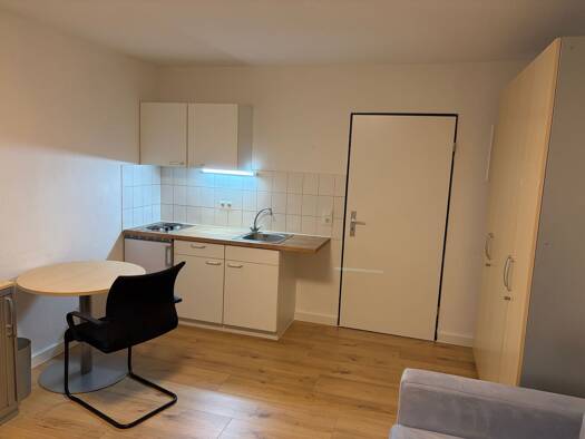 Wohnung zur Miete 750 € 1 Zimmer 24 m² Geschoss 2/4 frei ab sofort Am Dornbusch 3 Ahlem Hannover 30453
