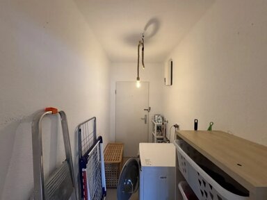 Wohnung zur Miete 700 € 3 Zimmer 104 m² frei ab sofort Burbacher Str. Kessenich Bonn 53129