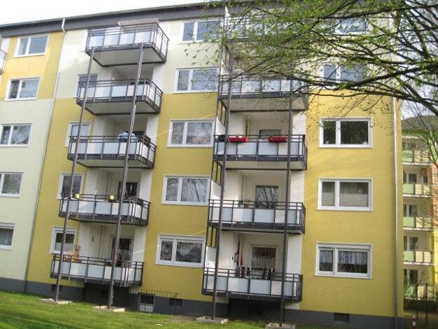 Wohnung zur Miete 714 € 4 Zimmer 88,7 m² 3. Geschoss frei ab 02.09.2026 Holbeinstraße 7 Bommern Witten 58452