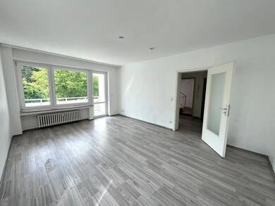 Wohnung zur Miete 545 € 3 Zimmer 71 m² 1. Geschoss frei ab sofort Graf-Bernadotte-Straße 9 Bergheim Duisburg 47228