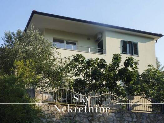 Haus zum Kauf 970.000 € 12 Zimmer 230 m² Supetar