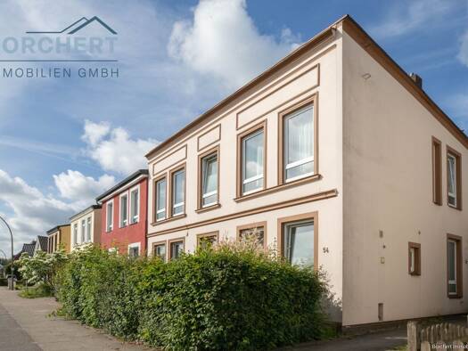Mehrfamilienhaus zum Kauf provisionsfrei 365.000 € 6 Zimmer 149,5 m² 716 m² Grundstück Elmshorn 25337