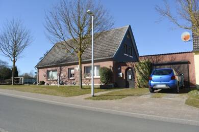 Einfamilienhaus zum Kauf 295.000 € 7 Zimmer 180,1 m² 1.000 m² Grundstück Tilzower Dorfstraße 10 Tilzow Bergen auf Rügen 18528