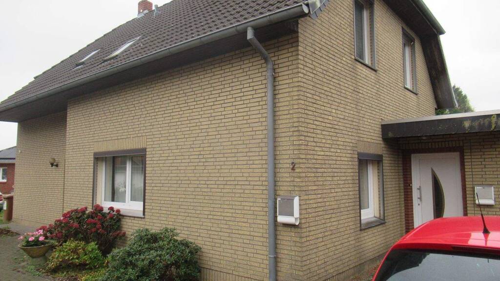 Immobilie in Weyhe - Anleger/Selbstnutzer! Weyhe Dreye solides 2 Fam. Haus inkl. 2 Grundstücke - Bild 2