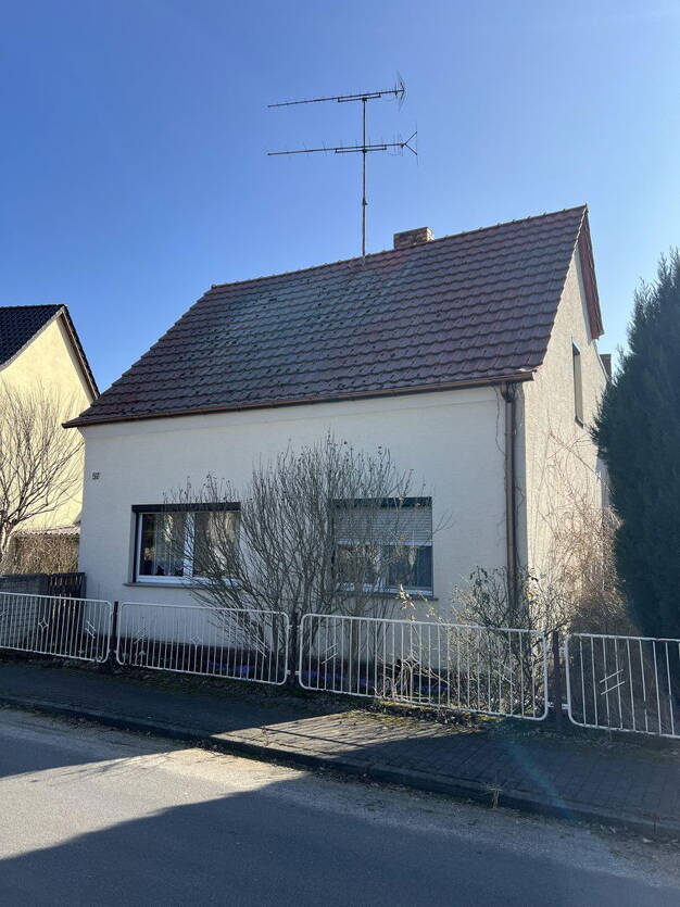 Einfamilienhaus zum Kauf provisionsfrei 55.000 € 7 Zimmer 115 m² 715 m² Grundstück Lebien Lebien 06925