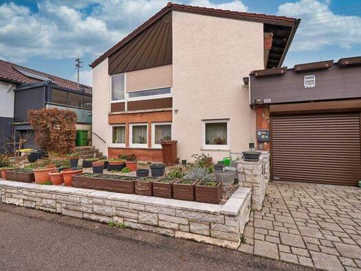 Einfamilienhaus zum Kauf 595.000 € 5,5 Zimmer 120,7 m² 342 m² Grundstück Neckarweihingen Ludwigsburg / Neckarweihingen 71642