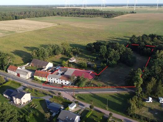 Haus zum Kauf 199.000 € 11 Zimmer 305 m² 1.400 m² Grundstück Thießen 06868