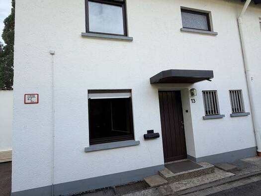 Einfamilienhaus zum Kauf provisionsfrei 210.000 € 3,5 Zimmer 100 m² 291 m² Grundstück frei ab sofort Stadtmitte Völklingen 66333