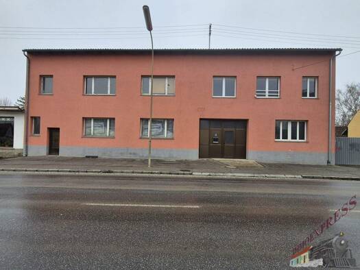 Mehrfamilienhaus zum Kauf 360.000 € 7 Zimmer 106 m² 2.335 m² Grundstück Orth an der Donau 2304