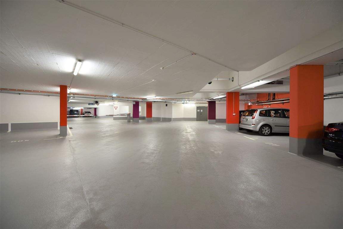 Tiefgaragenstellplatz zur Miete - Widok 3