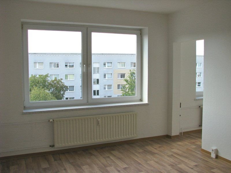 Wohnung zur Miete 196 € 1 Zimmer 25,1 m²<br/>Wohnfläche 4.<br/>Geschoss 01.10.2024<br/>Verfügbarkeit Sponholzer Straße 81 Industrieviertel Neubrandenburg 17034