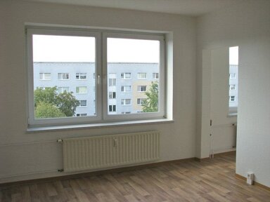 Wohnung zur Miete 196 € 1 Zimmer 25,1 m² 4. Geschoss frei ab 01.10.2024 Sponholzer Straße 81 Industrieviertel Neubrandenburg 17034