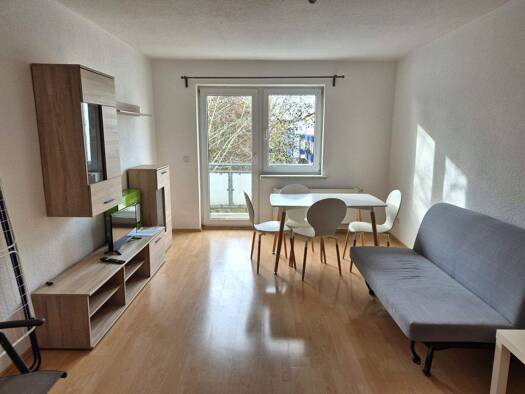 Wohnung zur Miete 325 € 2 Zimmer 47 m² 2. Geschoss frei ab sofort Brandtstraße 57 Cracau Magdeburg 39114