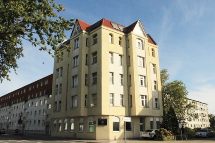 Wohnung zur Miete 300 € 1 Zimmer 30 m²<br/>Wohnfläche 4.<br/>Geschoss ab sofort<br/>Verfügbarkeit Rickmersstraße 77 Goethestraße Bremerhaven 27568