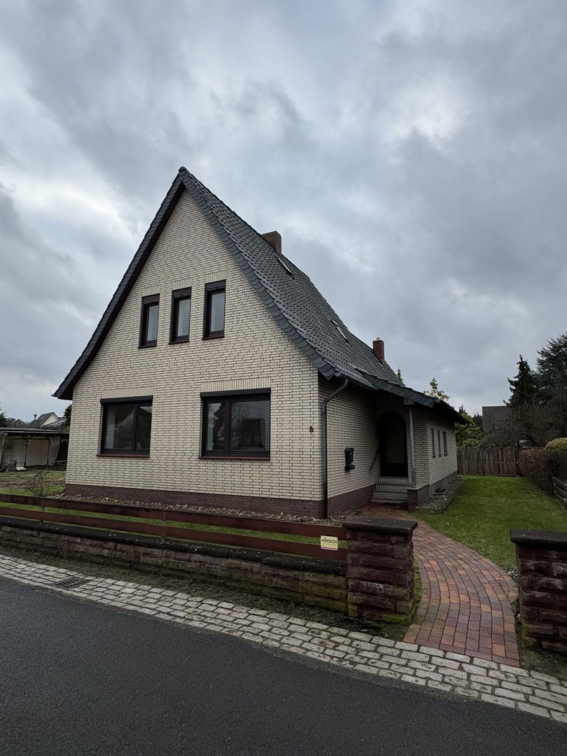 Einfamilienhaus zum Kauf provisionsfrei 295.000 € 4 Zimmer 110 m²<br/>Wohnfläche 372 m²<br/>Grundstück Arbergen Bremen 28307