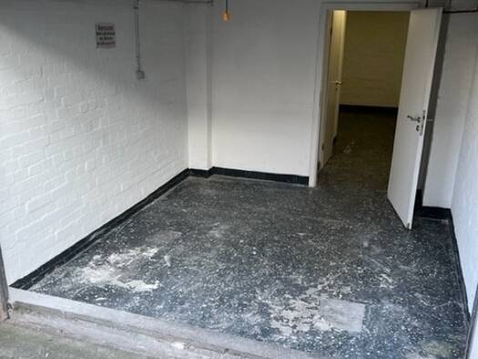 Garage zur Miete provisionsfrei 300 € Holsteinischer Kamp 77 Barmbek-Süd Hamburg 22081