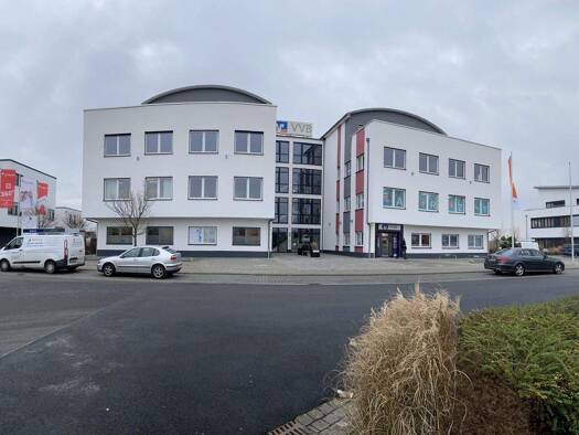 Büro zur Miete provisionsfrei 12,50 € 242 m² Bürofläche teilbar ab 200 m² Dr. Hermann-Neubauer-Ring 38-40 Seligenstadt 63500