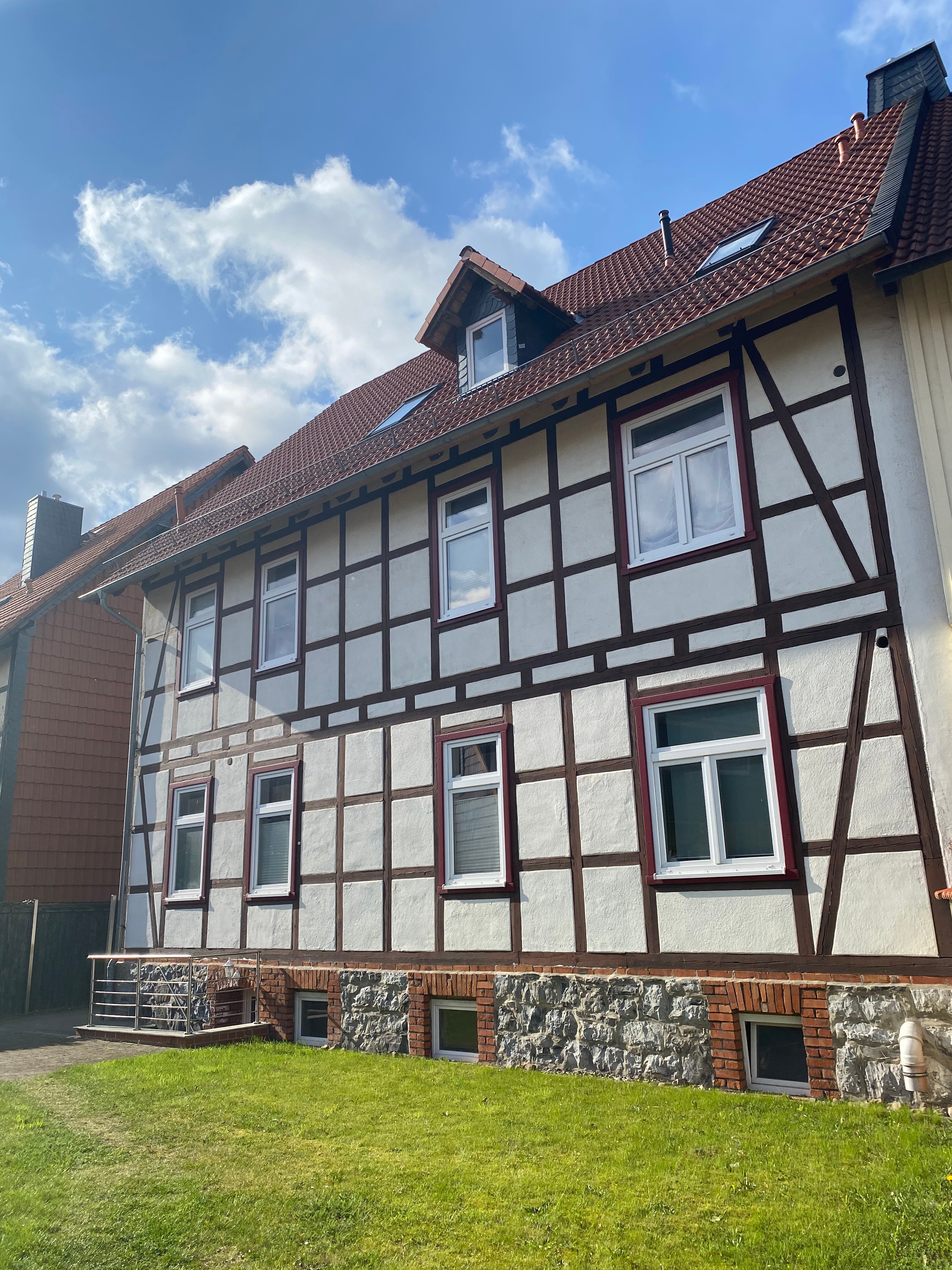 Mehrfamilienhaus zum Kauf 12 Zimmer 264 m²<br/>Wohnfläche 365 m²<br/>Grundstück Wernigerode Wernigerode 38855