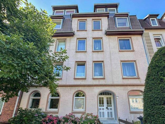 Mehrfamilienhaus zum Kauf als Kapitalanlage geeignet 850.000 € 15 Zimmer 428 m² 342,3 m² Grundstück Neumühlen-Dietrichsdorf Kiel 24149