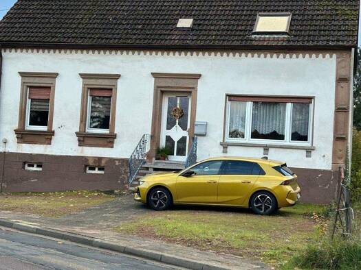 Mehrfamilienhaus zum Kauf 119.000 € 8 Zimmer 241 m² 609 m² Grundstück frei ab sofort Wahnwegen 66909