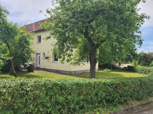 Doppelhaushälfte zur Miete 850 € 4 Zimmer 95 m² 600 m² Grundstück frei ab sofort Riedlingen 88499