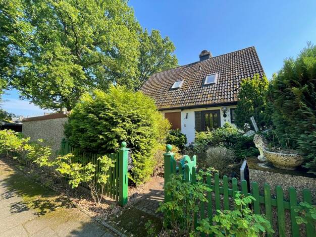 Einfamilienhaus zum Kauf 579.000 € 5 Zimmer 144,1 m² 661 m² Grundstück Glashütte Norderstedt 22851