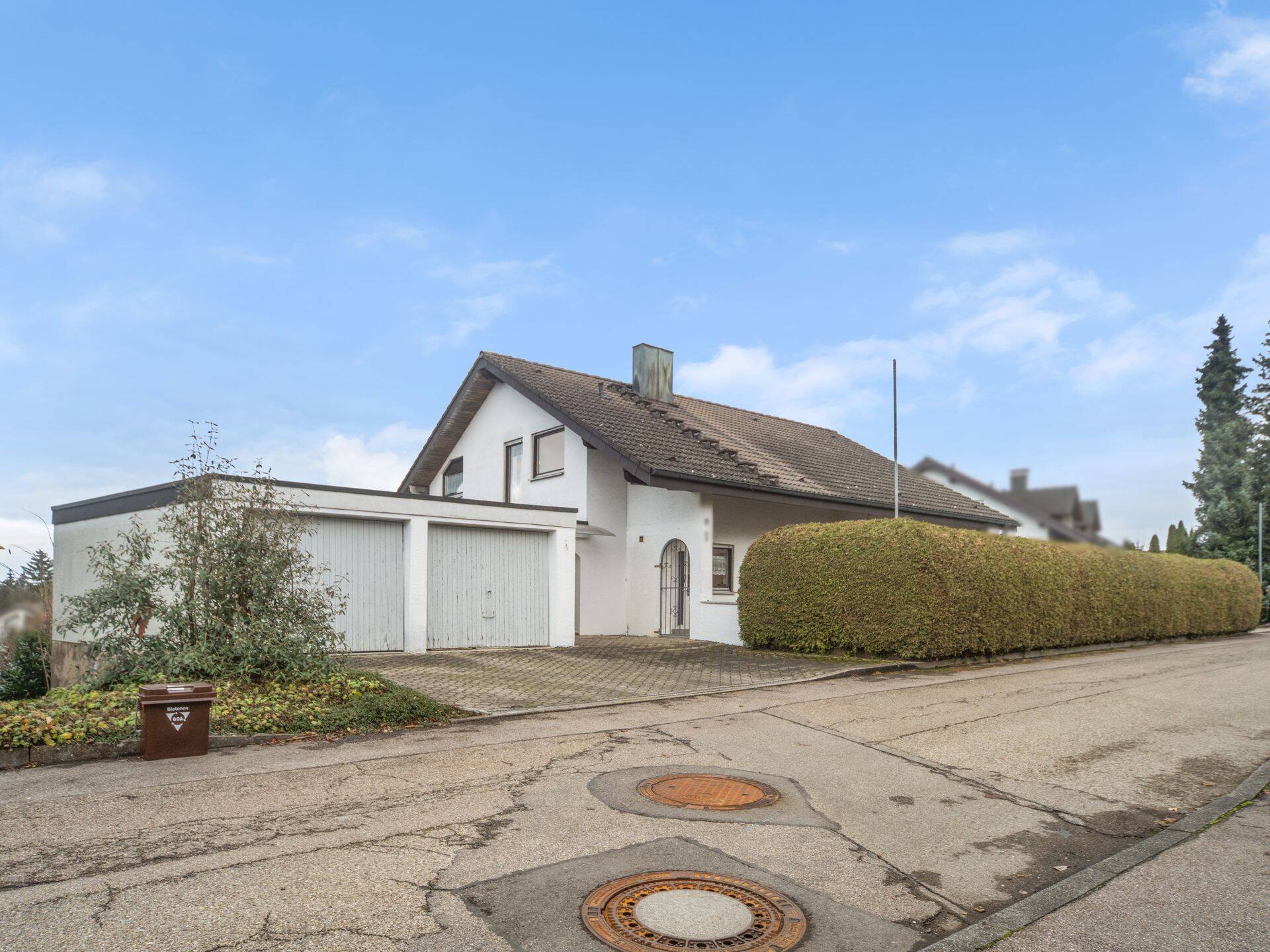 Einfamilienhaus zum Kauf 398.000 € 10 Zimmer 173,9 m²<br/>Wohnfläche 734 m²<br/>Grundstück Ohmenheim Neresheim 73450