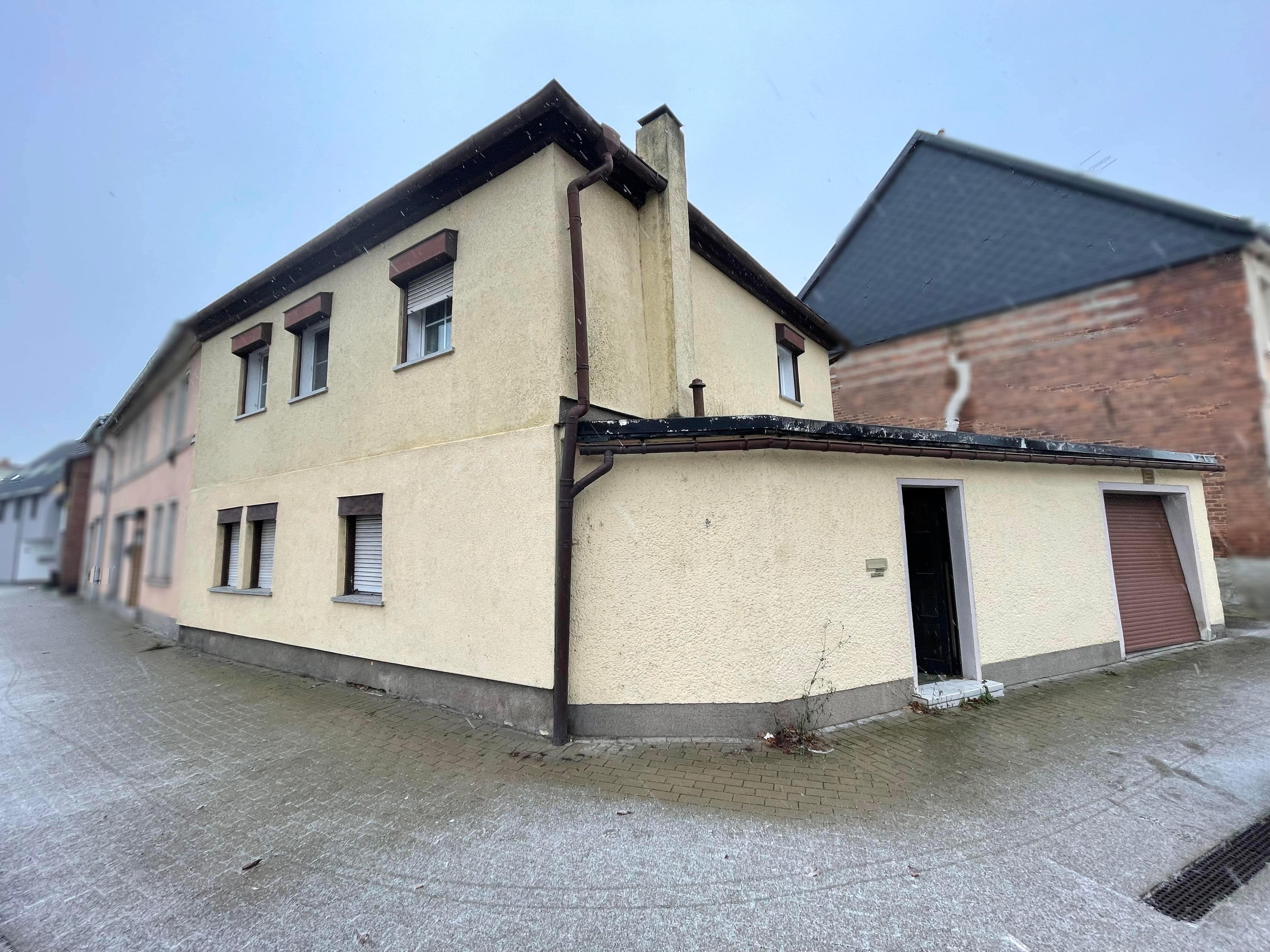 Einfamilienhaus zum Kauf 41.000 € 3 Zimmer 86 m²<br/>Wohnfläche 92 m²<br/>Grundstück Nienburg Nienburg 06429