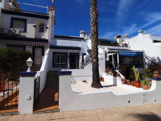 Reihenmittelhaus zum Kauf provisionsfrei 215.000 € 3 Zimmer 63 m² Villamartín 03189
