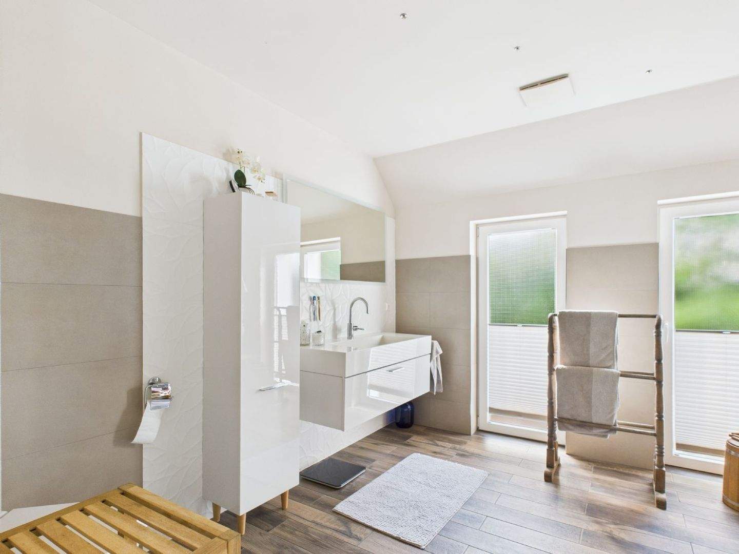 Immobilie in Bönebüttel - Einfamilienhaus mit Einliegerwohnung zum Kauf in 24620 Bönebüttel | Lütt Immobilien Kiel | Provisionsfrei für Kaufende - Bild 3