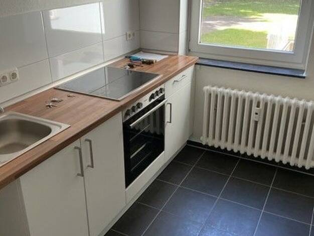 Wohnung zur Miete 439 € 3 Zimmer 83,3 m² frei ab 02.09.2026 Mozartstraße 24 Schleswig 24837