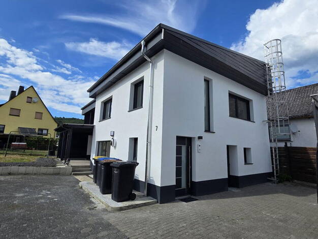 Wohnung zur Miete 800 € 2 Zimmer 80 m² 1. Geschoss frei ab 01.08.2025 Holzhausen Greifenstein 35753