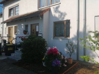 Reihenmittelhaus zum Kauf provisionsfrei 285.000 € 6,5 Zimmer 153,6 m² 162 m² Grundstück Frohburg Frohburg 04654
