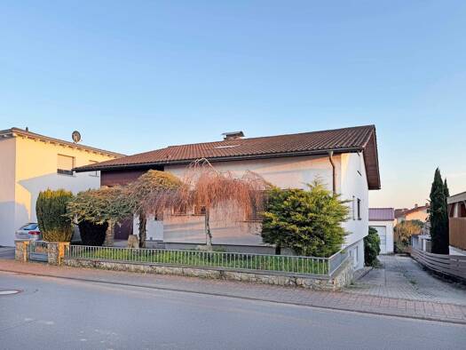 Einfamilienhaus zum Kauf 439.000 € 8 Zimmer 340 m² 604 m² Grundstück Rettigheim Mühlhausen 69242