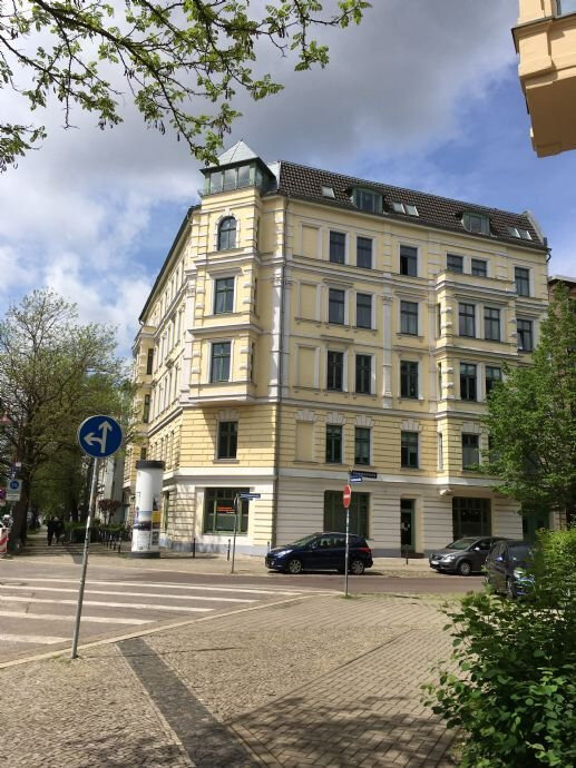 Studio zum Kauf provisionsfrei 190.000 € 3 Zimmer 80 m²<br/>Wohnfläche 2.<br/>Geschoss Goethestr. 22 Olvenstedter Platz Magdeburg 39108