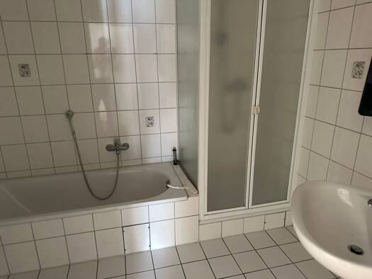 Wohnung zur Miete 1.343 € 3 Zimmer 90,5 m² Geschoss 1/2 frei ab sofort Bramfeld Hamburg 22177