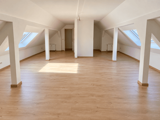 Wohnung zur Miete 1.150 € 4 Zimmer 112 m² 4. Geschoss Bergstraße 24 Neustadt-Neuschönefeld Leipzig 04315