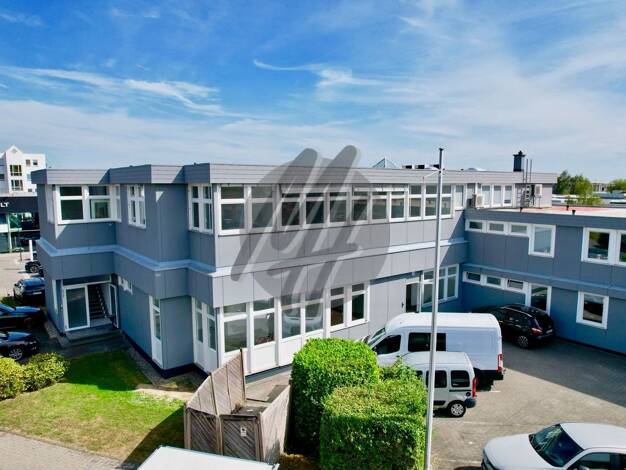 Büro zur Miete provisionsfrei 2.200 € 275 m² Bürofläche Burgholzhausen Friedrichsdorf 61381