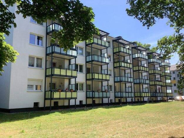 Wohnung zur Miete 731 € 3 Zimmer 68,9 m² 1. Geschoss frei ab 28.04.2026 Selsinger Straße 21 Gröpelingen Bremen 28237