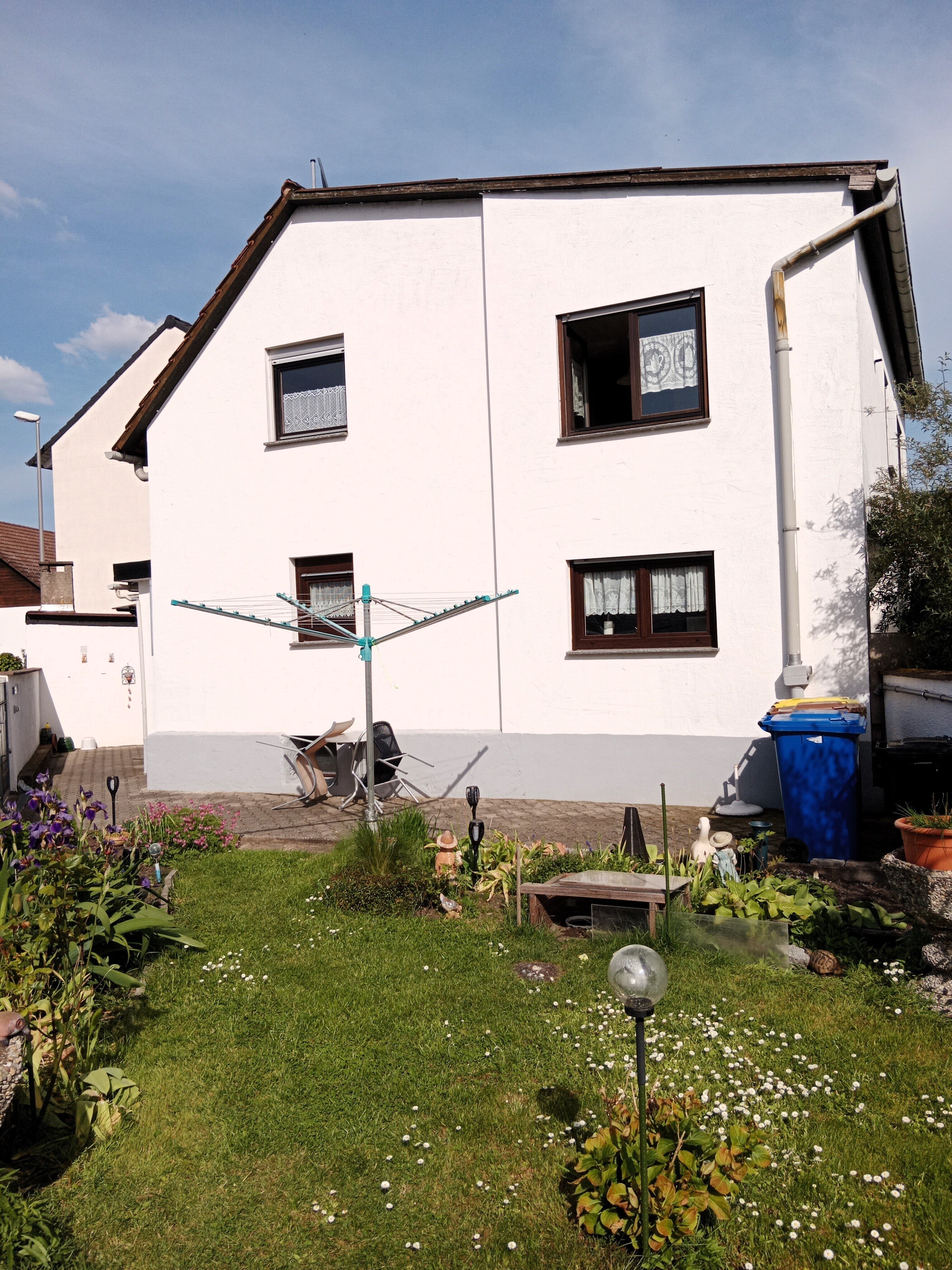 Einfamilienhaus zum Kauf 299.000 € 6 Zimmer 145 m²<br/>Wohnfläche 229 m²<br/>Grundstück ab sofort<br/>Verfügbarkeit Biebesheim 64584