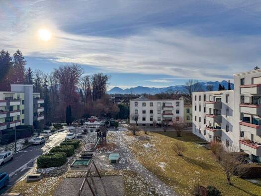 Wohnung zum Kauf 320.000 € 3 Zimmer 79,9 m² 3. Geschoss Aising Rosenheim 83026