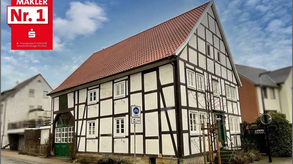 Immobilie in Erwitte - Eine seltene Gelegenheit: Fachwerk-Liebhaberobjekt in zentraler Lage von Erwitte! - Bild 0