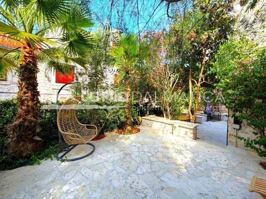 Haus zum Kauf 600.000 € 3 Zimmer 92 m² Šibenik