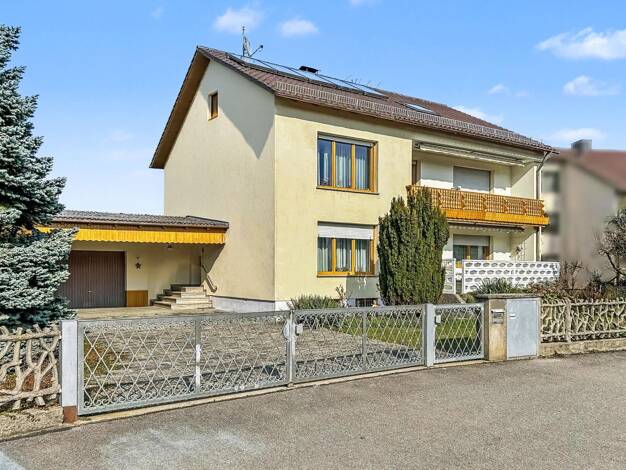 Mehrfamilienhaus zum Kauf 799.000 € 10 Zimmer 270 m² 1.066 m² Grundstück frei ab 01.09.2026 Kagers Straubing 94315