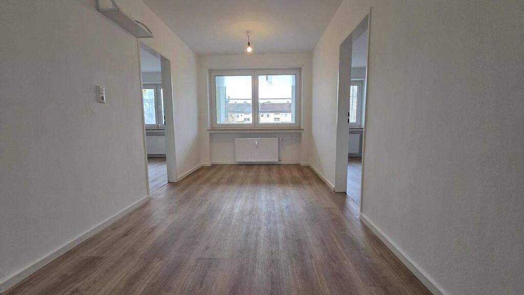 Wohnung zum Kauf 377.000 € 4,5 Zimmer 97 m² 1. Geschoss frei ab sofort Königsbrunn 86343