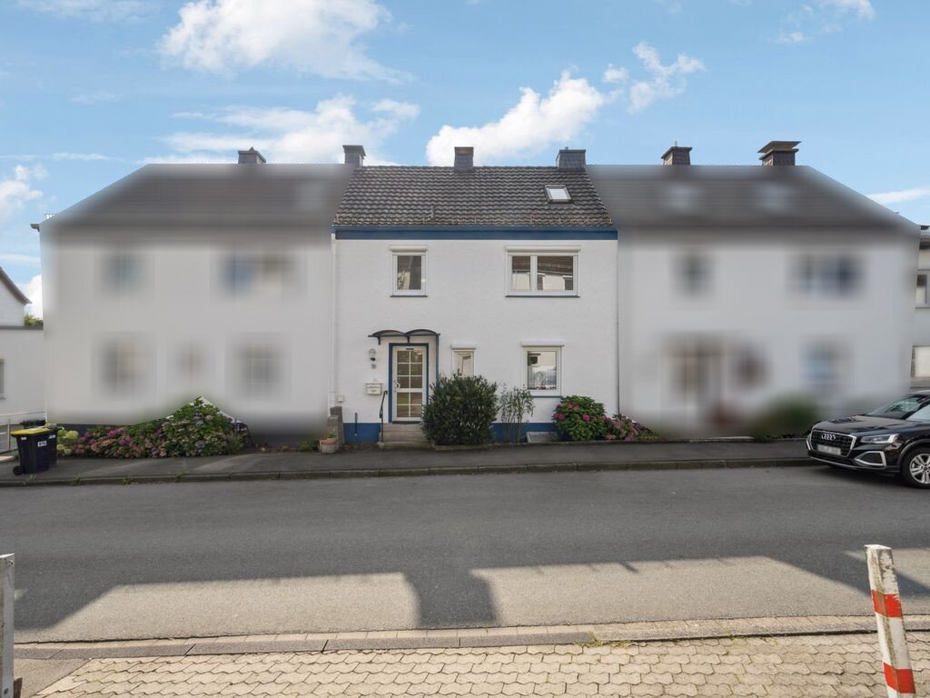 Reihenmittelhaus zum Kauf 180.000 € 4 Zimmer 87 m²<br/>Wohnfläche 293 m²<br/>Grundstück Buckesfeld / Othlinghausen Lüdenscheid 58509