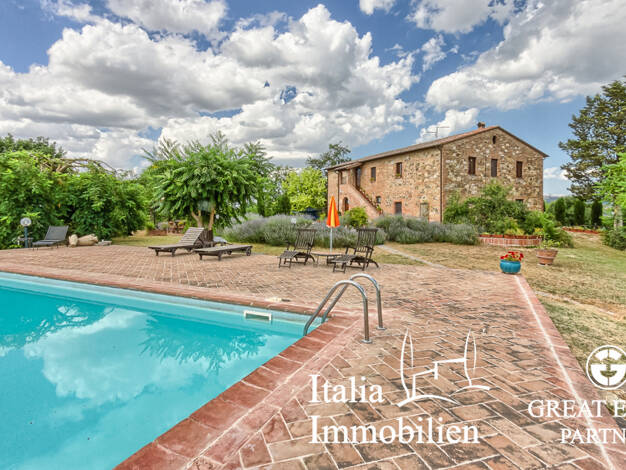 Bauernhaus zum Kauf 725.000 € 10 Zimmer 470 m² 10.000 m² Grundstück Citta' Della Pieve 06062