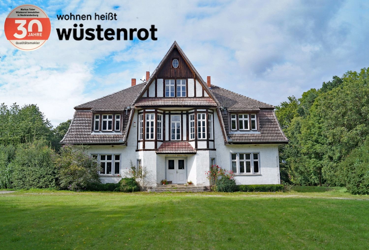 Einfamilienhaus zur Miete 1.450 € 12 Zimmer 495 m²<br/>Wohnfläche 4.000 m²<br/>Grundstück ab sofort<br/>Verfügbarkeit Altentreptow Altentreptow 17087