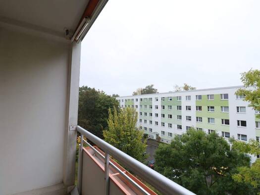 Wohnung zur Miete 299 € 3 Zimmer 57,5 m² 4. Geschoss Irkutsker Straße 61 Kappel Chemnitz 09119