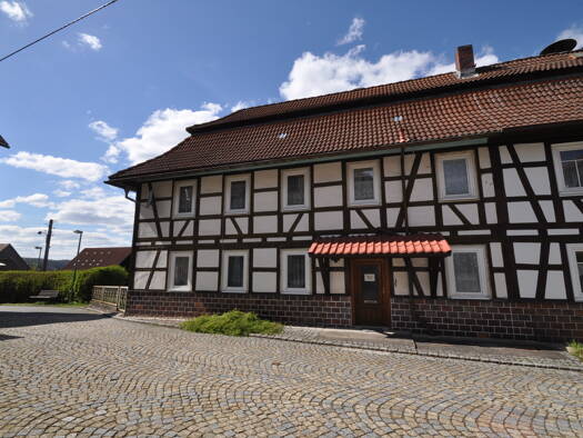 Doppelhaushälfte zum Kauf 65.000 € 6 Zimmer 132 m² 113 m² Grundstück Ehrenberg 98660